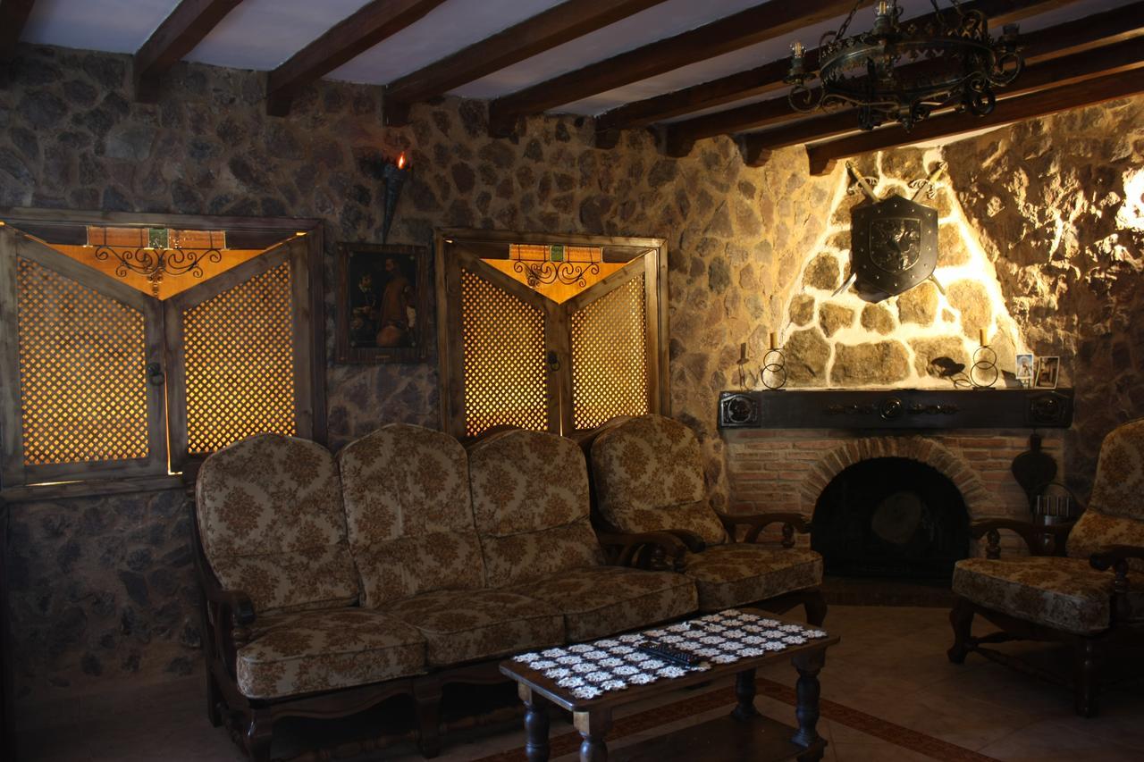 Casa Rural El Palatino Міранда-дель-Кастаньяр Екстер'єр фото